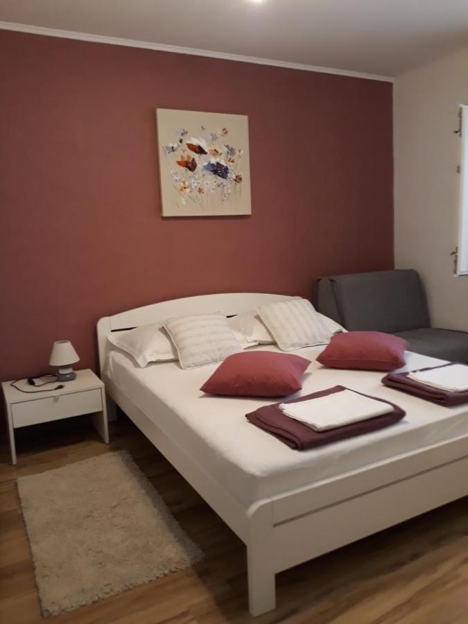 טרוגיר Apartment Mira מראה חיצוני תמונה