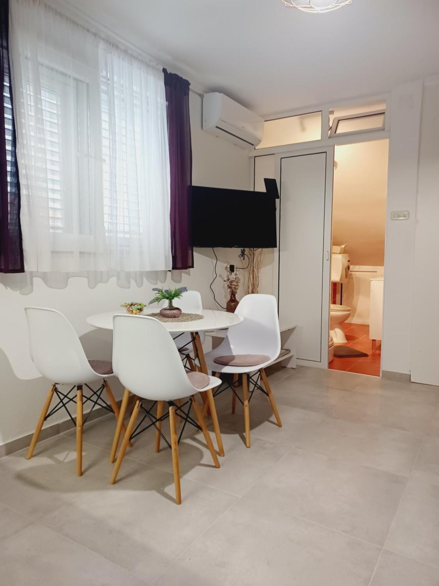 טרוגיר Apartment Mira מראה חיצוני תמונה